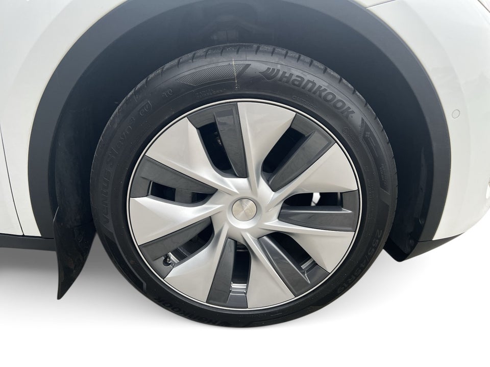 Tesla Model Y Long Range AWD 5d