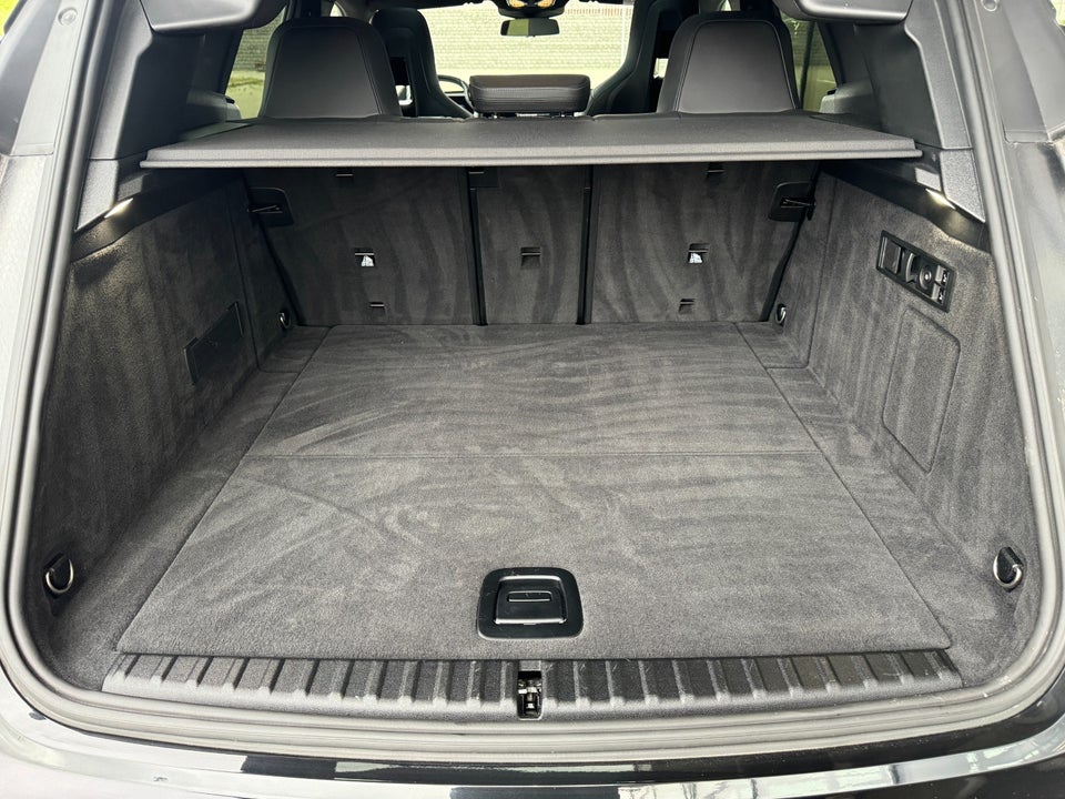 BMW iX xDrive50 Supercharged 5d