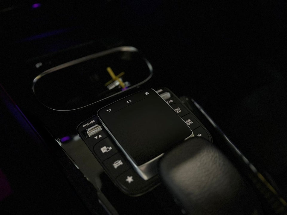 Mercedes A250 e 1,3 AMG Line aut. 5d