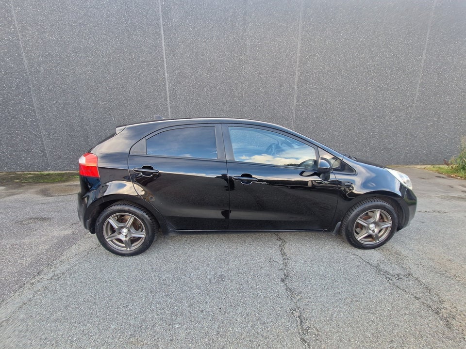 Kia Rio 1,4 CRDi 90 Active 5d