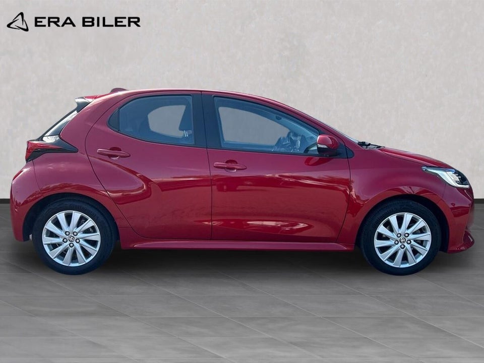 Toyota Yaris 1,5 Hybrid Active Tech+ e-CVT 5d