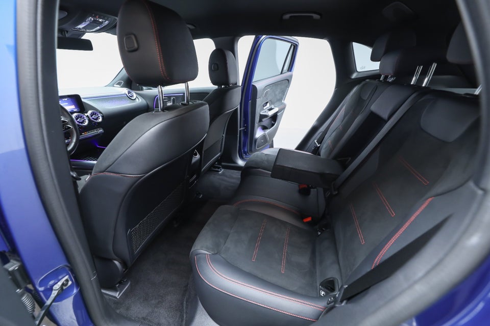 Mercedes EQA350 AMG Line Premium 4Matic 5d