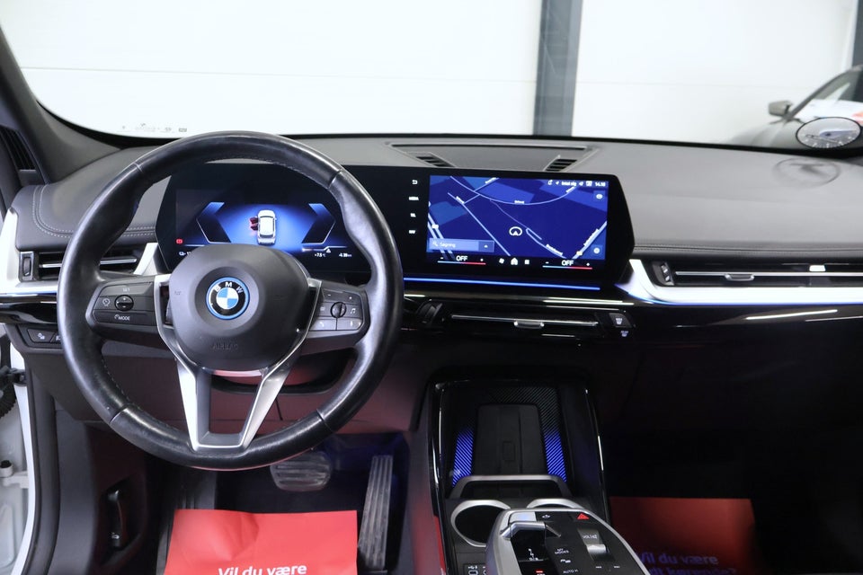BMW iX1 eDrive20 X-Line 5d
