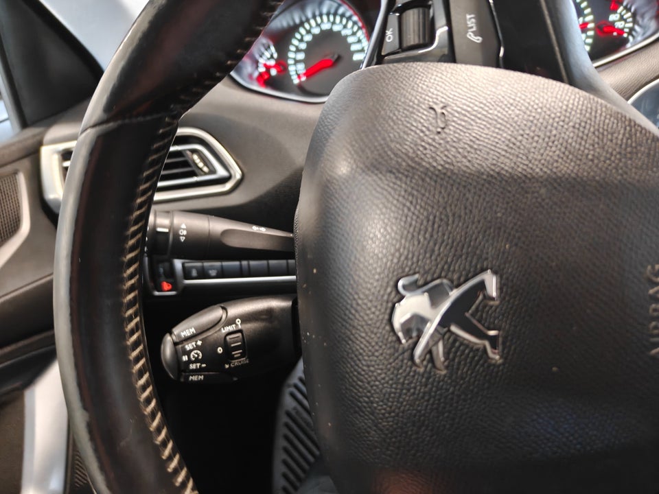 Peugeot 308 1,6 BlueHDi 120 Active SW 5d