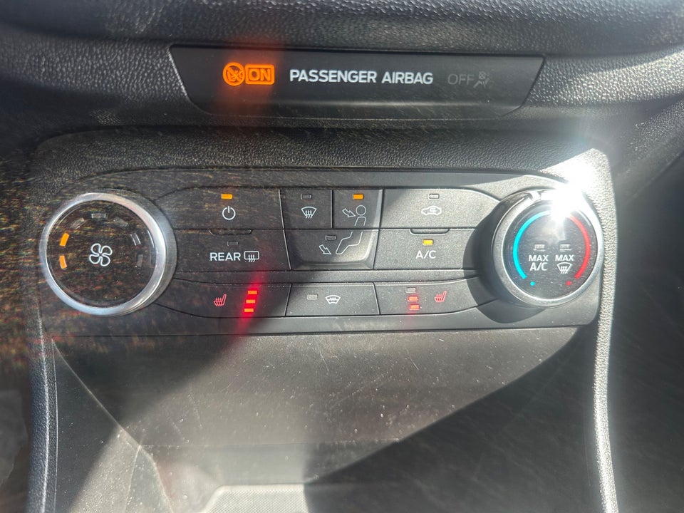 Ford Fiesta 1,0 EcoBoost Titanium 5d