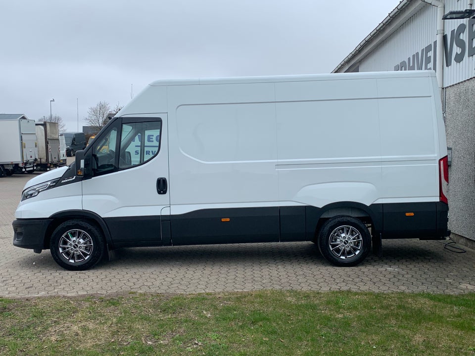 Iveco Daily 3,0 35S18 12m³ Van AG8