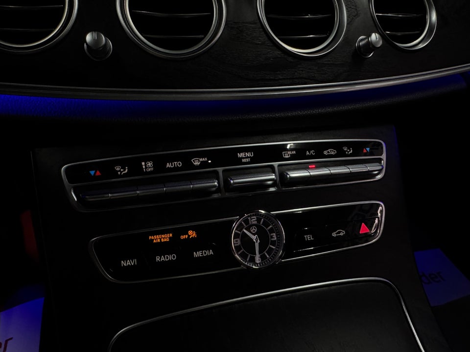 Mercedes E220 d 2,0 AMG Line stc. aut. 5d