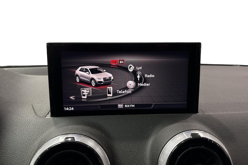 Audi Q2 30 TFSi S-line 5d