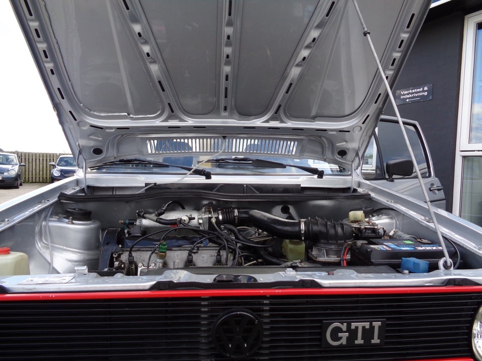 VW Golf I 1,6 GTi 3d