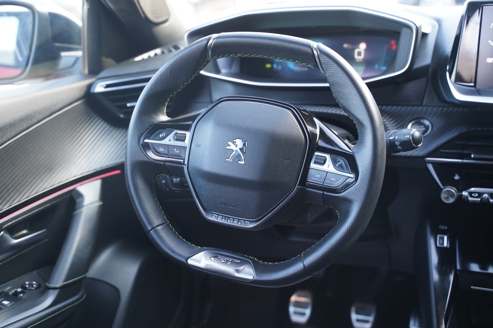 Peugeot 2008 1,2 PureTech 130 GT Line 5d