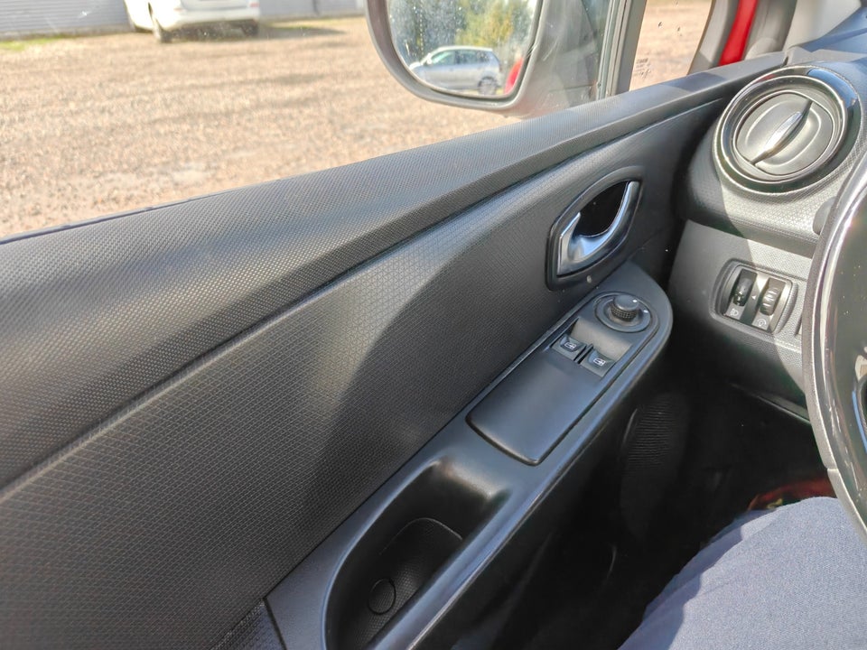 Renault Clio IV 1,5 dCi 75 Expression 5d