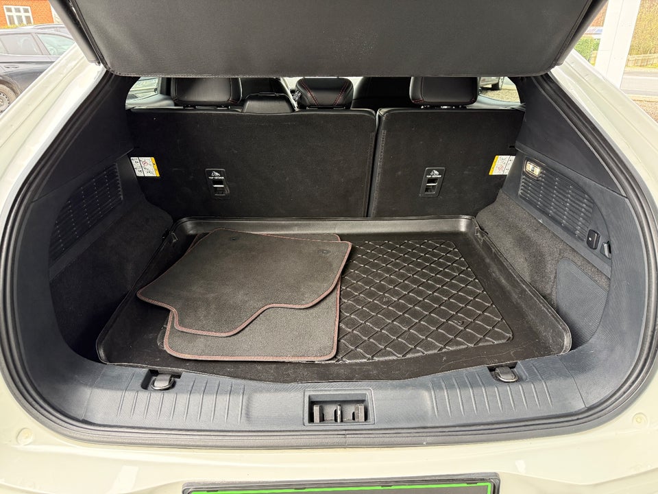 Ford Mustang Mach-E 98 Premium Extended Range AWD 5d