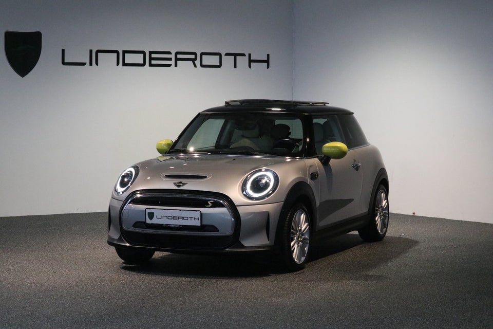 MINI Cooper SE Classic Trim 3d
