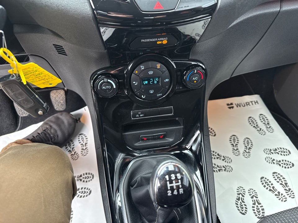 Ford Fiesta 1,0 SCTi 100 Titanium X 5d