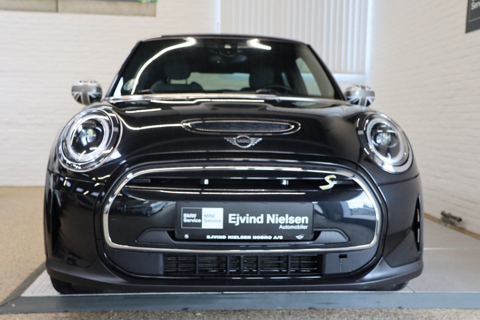 MINI Cooper SE Classic Trim 3d