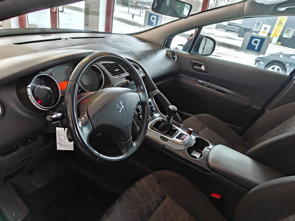 Peugeot 3008 1,6 HDi 110 Premium 5d