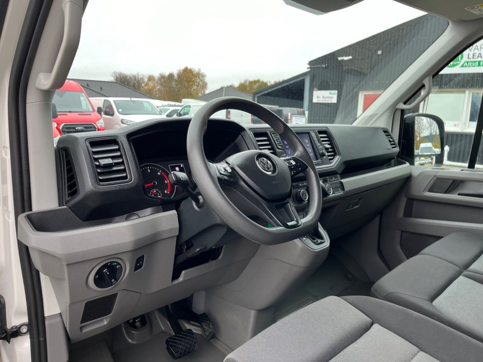 VW Crafter 35 2,0 TDi 177 Kassevogn L3H3 aut.