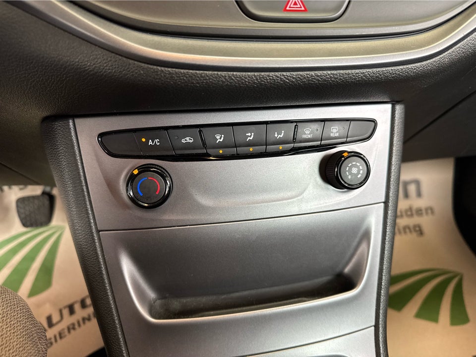 Opel Astra 1,0 T 105 Essentia 5d