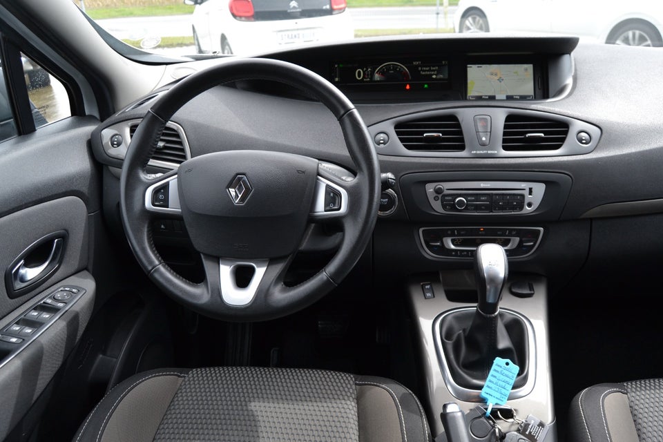 Renault Scenic XMod 1,5 dCi 110 Expression EDC 5d