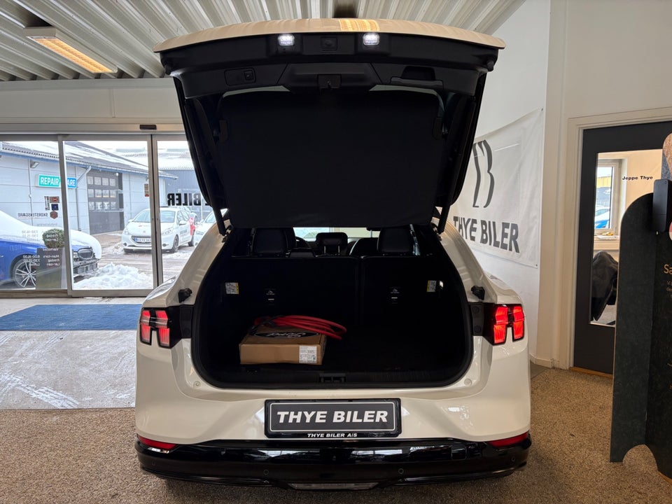 Ford Mustang Mach-E 88 Premium Extended Range 5d