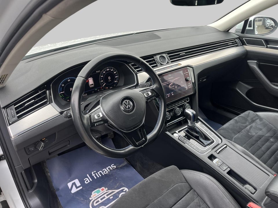 VW Passat 1,4 GTE Variant DSG 5d