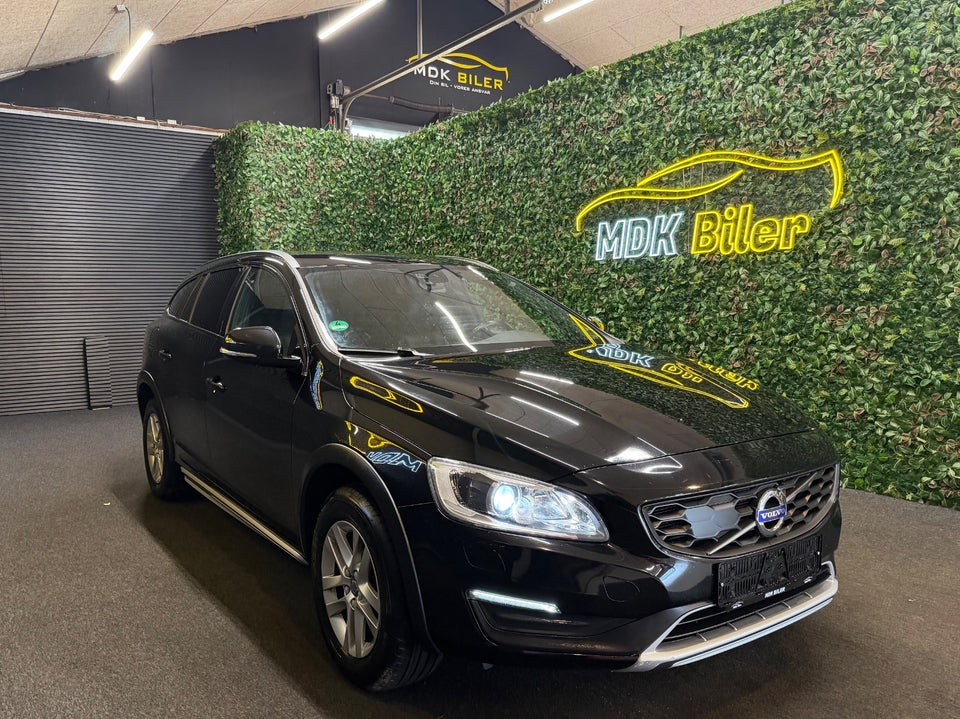 Volvo V60 CC 2,0 D3 150 Kinetic 5d