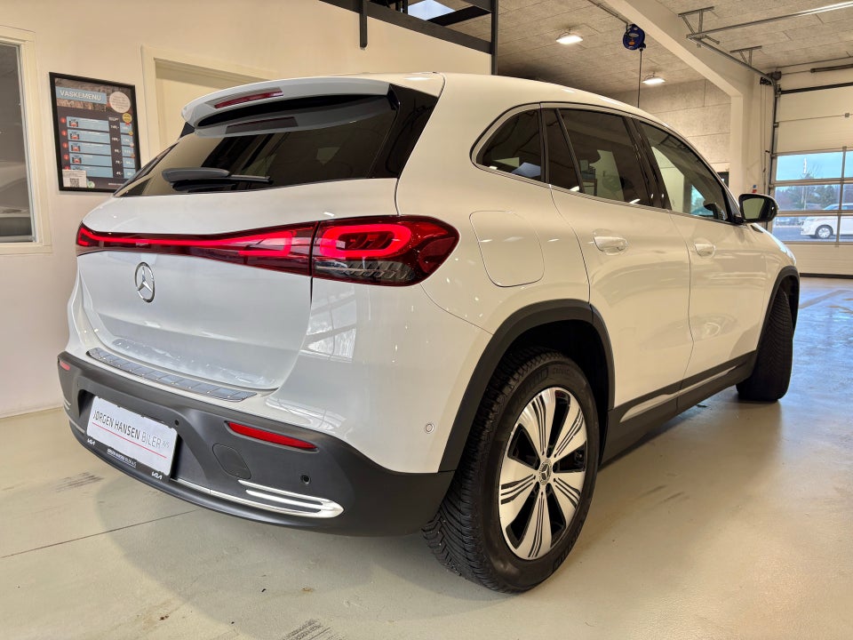 Mercedes EQA250+ 5d