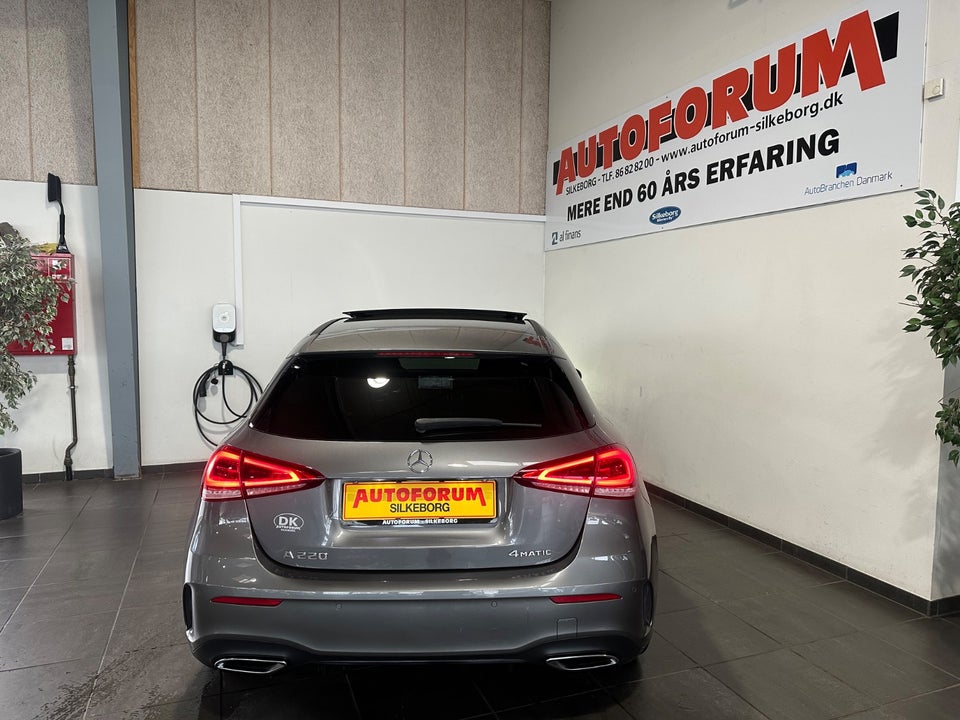 Mercedes A220 2,0 AMG Night Edition aut. 4Matic Van 5d