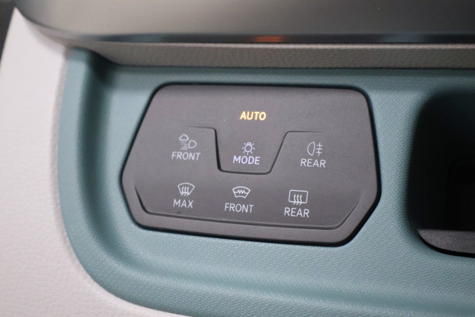 VW ID.Buzz 77 Pro SWB 5d