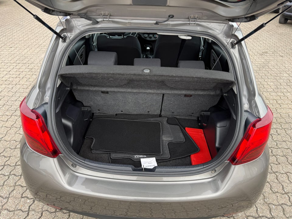 Toyota Yaris 1,0 VVT-i T2 5d