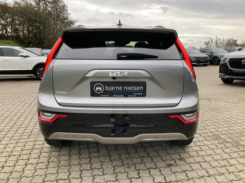 Kia Niro 64 EV Upgrade 5d