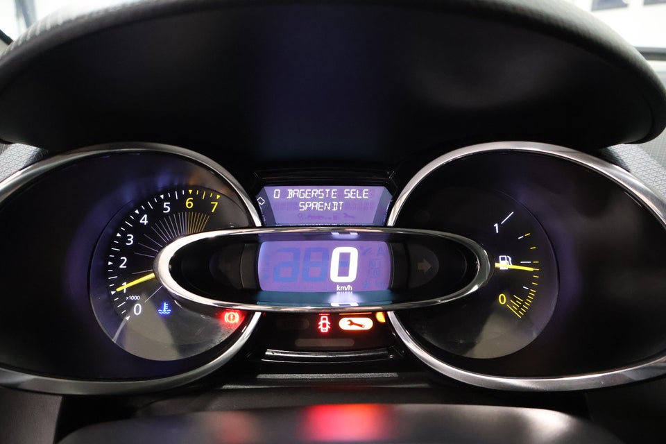 Renault Clio IV 0,9 TCe 90 Expression 5d