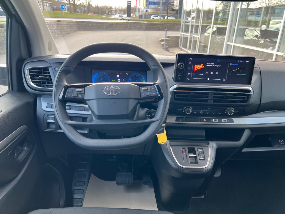 Toyota ProAce Verso 75 Long Shuttle 5d