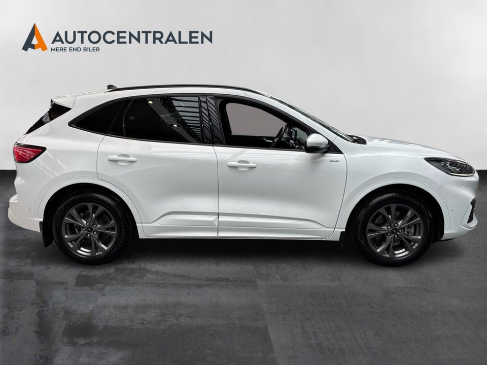 Ford Kuga 2,5 PHEV ST-Line X CVT 5d