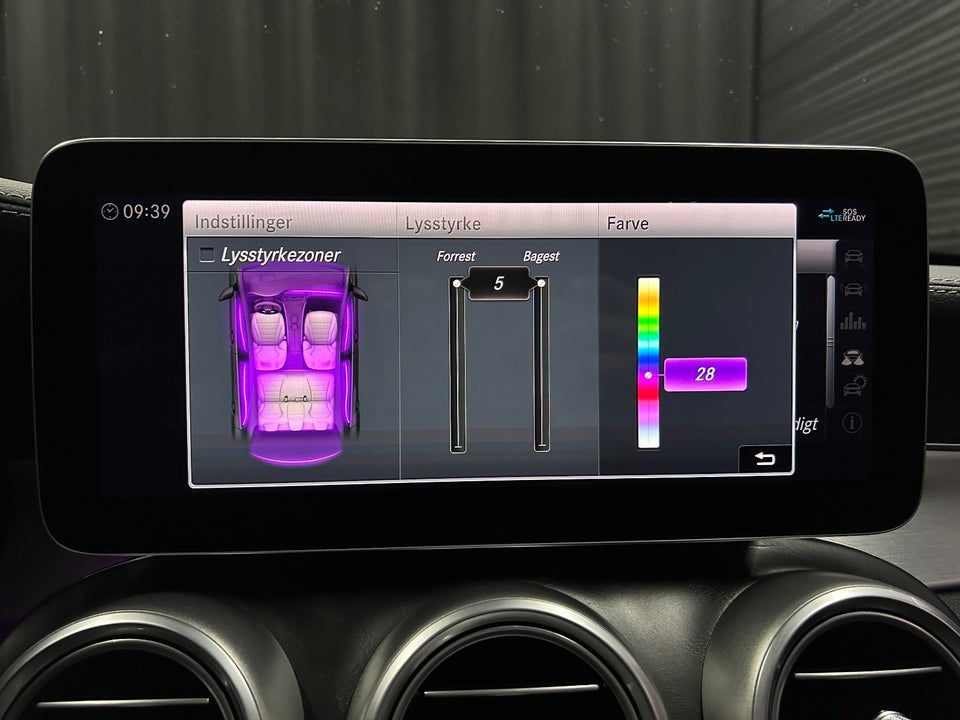 Mercedes C220 d 2,0 AMG Line Night Edition stc. aut. 5d