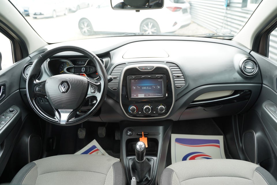 Renault Captur 0,9 TCe 90 Expression 5d