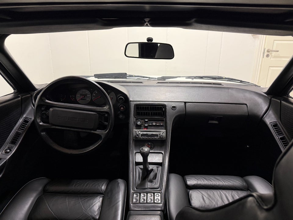 Porsche 928 4,7 S 3d