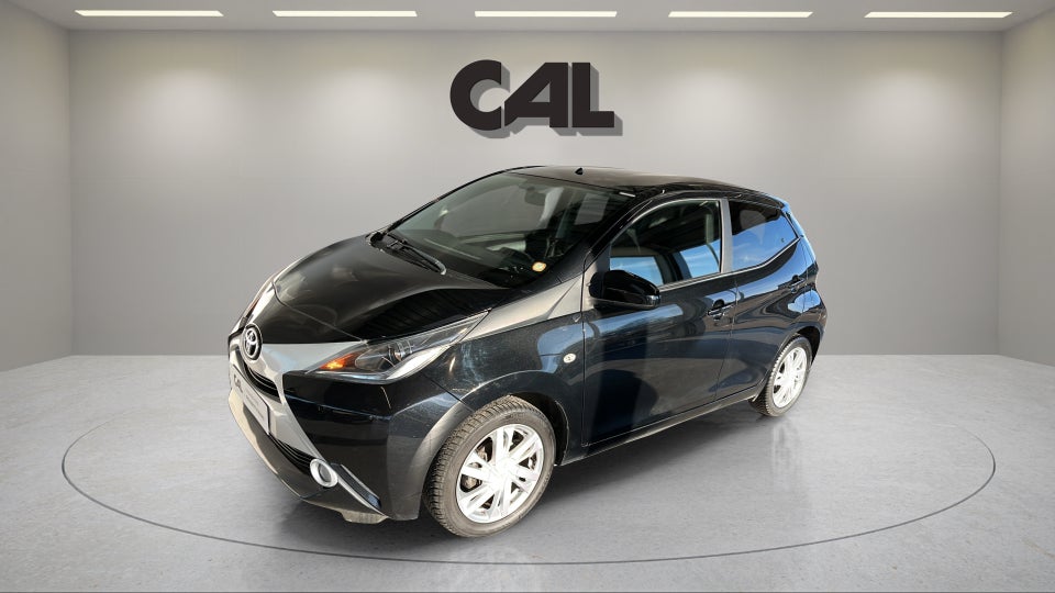 Toyota Aygo 1,0 VVT-i x-black II x-shift 5d