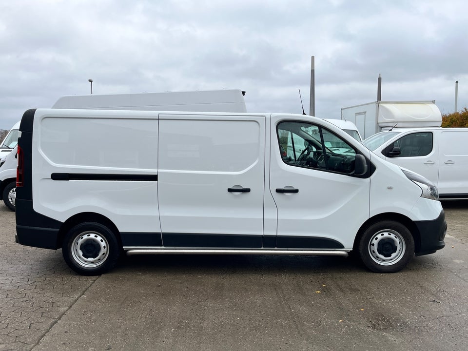 Renault Trafic T29 2,0 dCi 145 L2H1