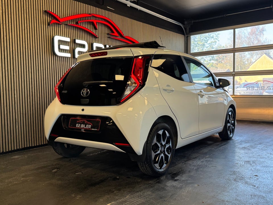 Toyota Aygo 1,0 VVT-i x-sky 5d