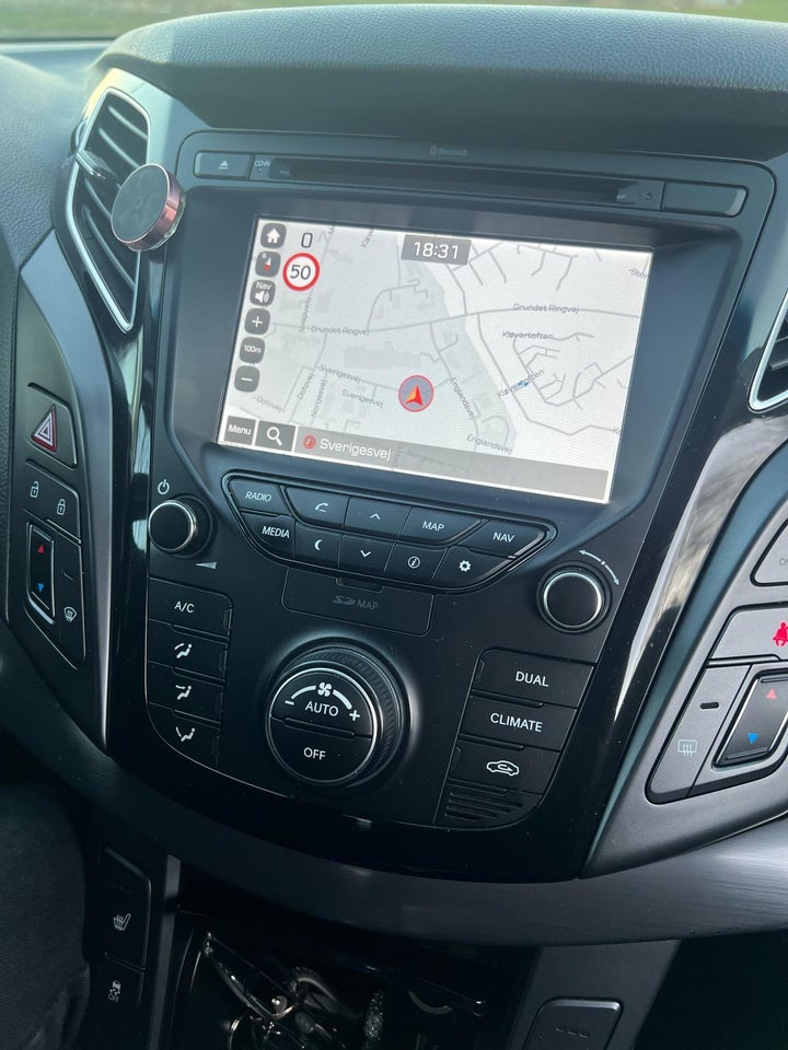 Hyundai i40 1,7 CRDi 141 Trend CW DCT 5d