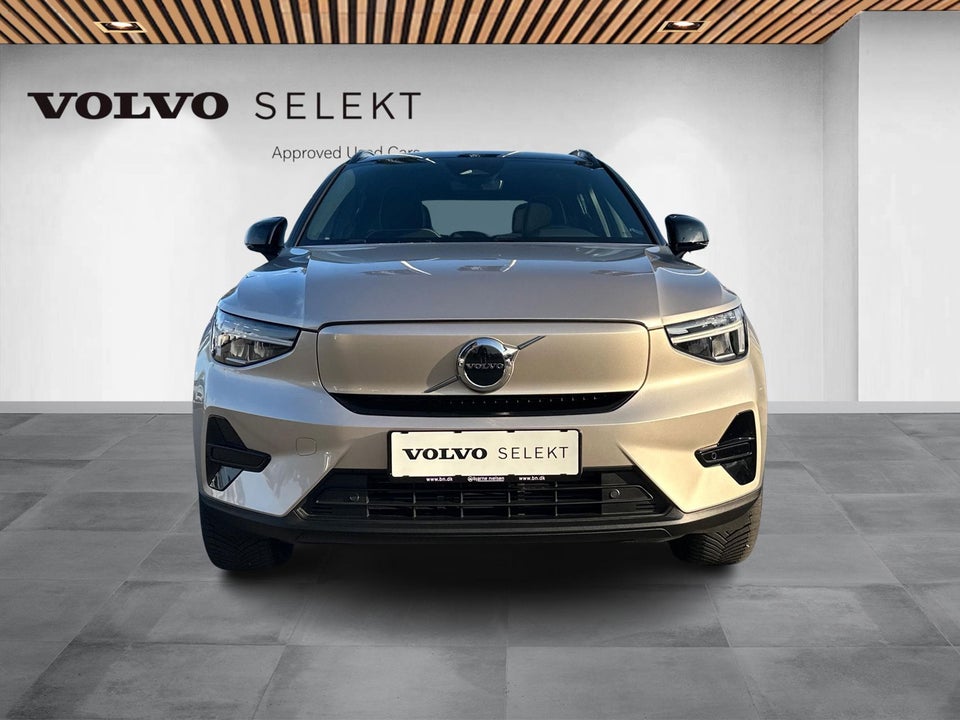 Volvo XC40 ReCharge Extended Range Plus 5d