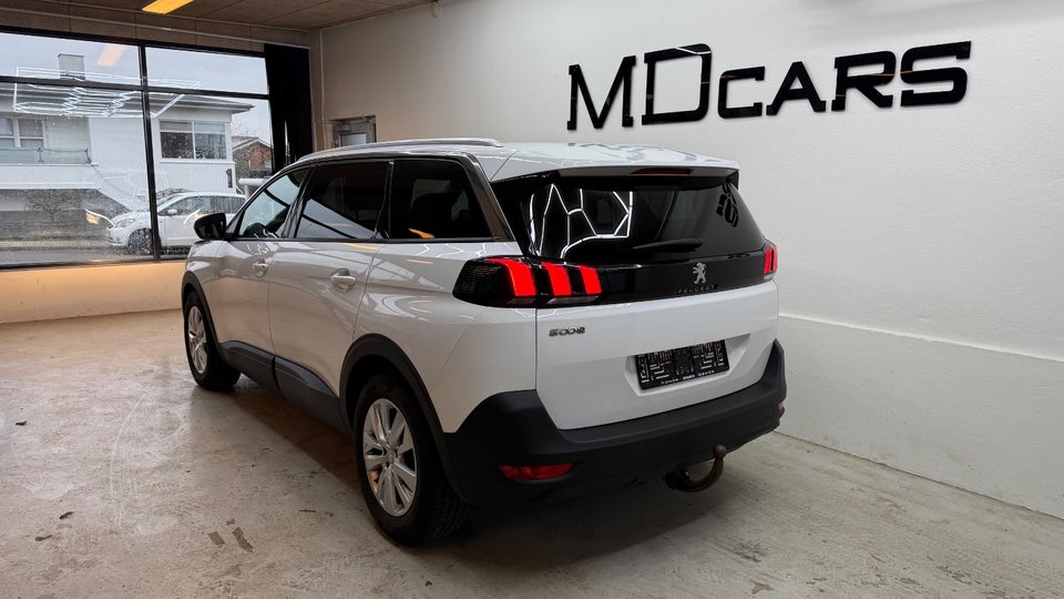 Peugeot 5008 1,2 e-THP 130 Allure 7prs 5d