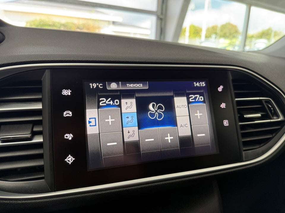 Peugeot 308 1,6 BlueHDi 120 Style SW 5d