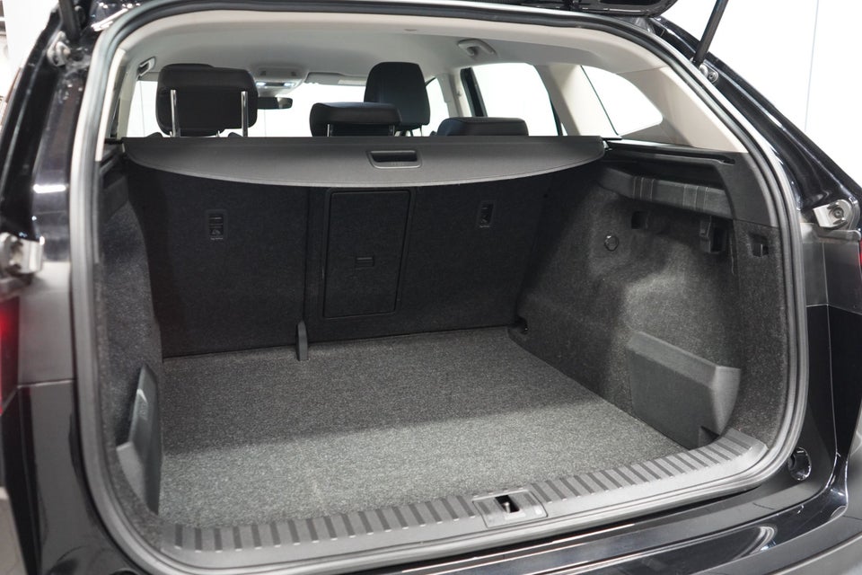 Skoda Enyaq 60 iV Loft 5d