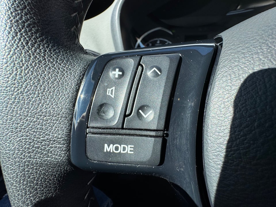 Toyota Yaris 1,5 VVT-iE T2 5d