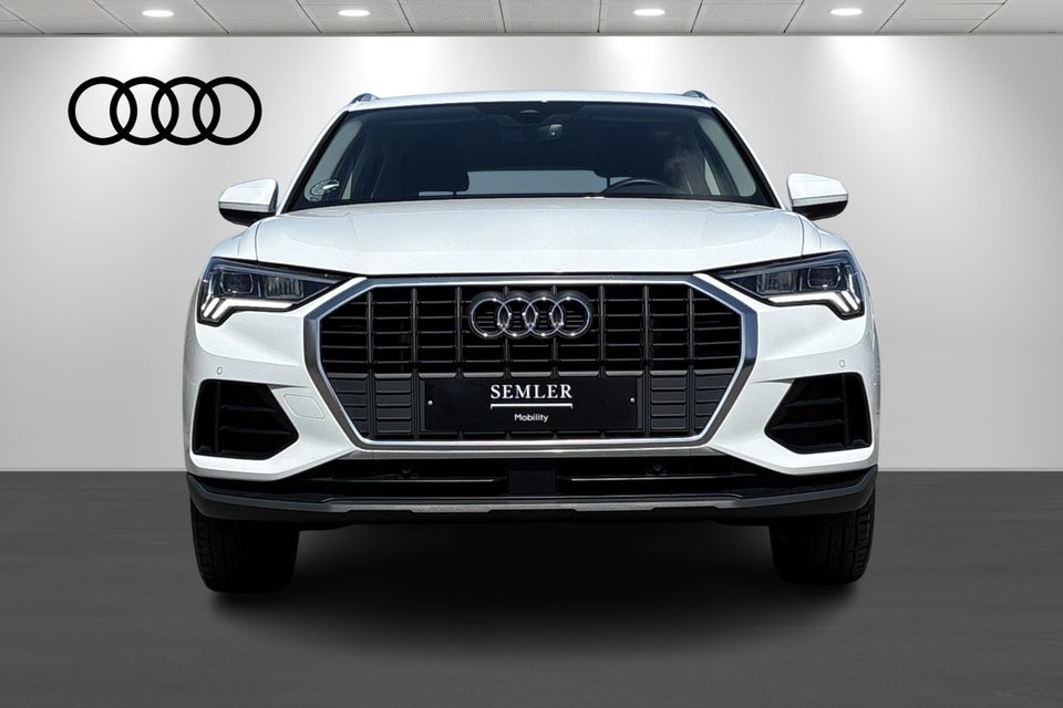Audi Q3 45 TFSi e Attitude plus S-tr. 5d