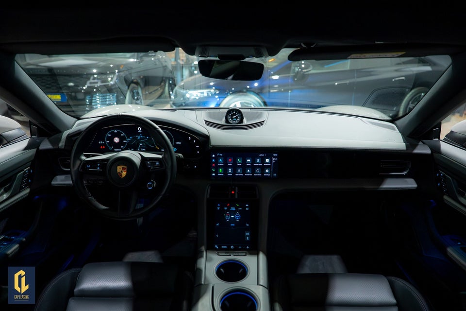 Porsche Taycan 4S Performance+ Cross Turismo 5d