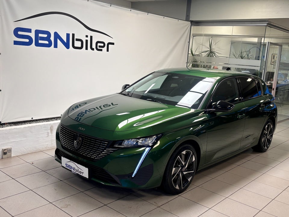 Peugeot 308 1,6 Hybrid First Selection+ EAT8 5d