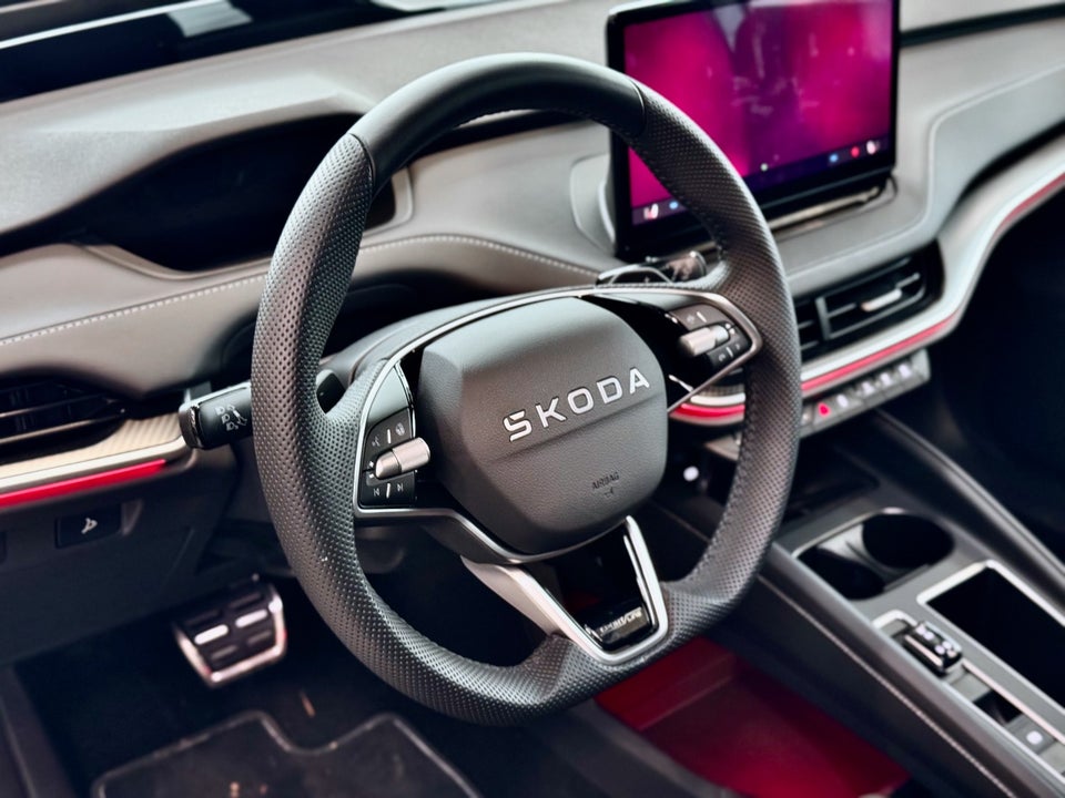 Skoda Enyaq 85x iV Sportline Maxx 5d